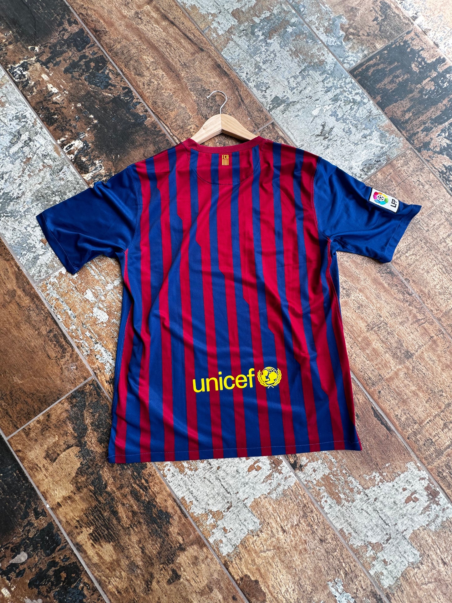 Barcelona Home 2011/12 Size L
