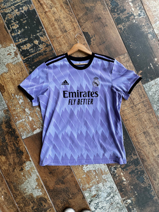 Real Madrid Away 22/23 Valverde Size XL