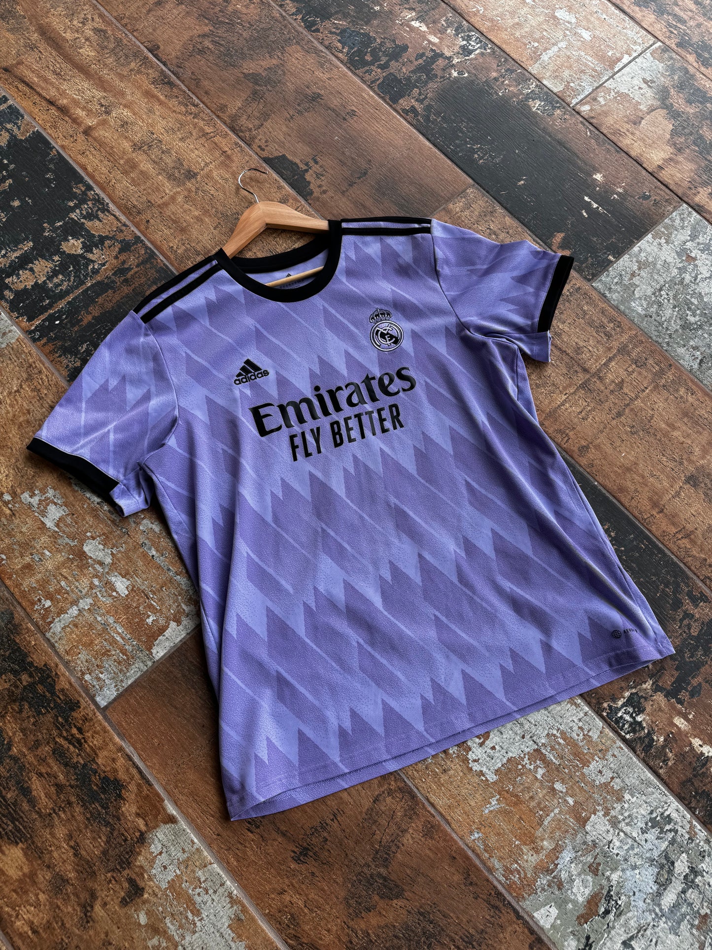 Real Madrid Away 22/23 Valverde Size XL