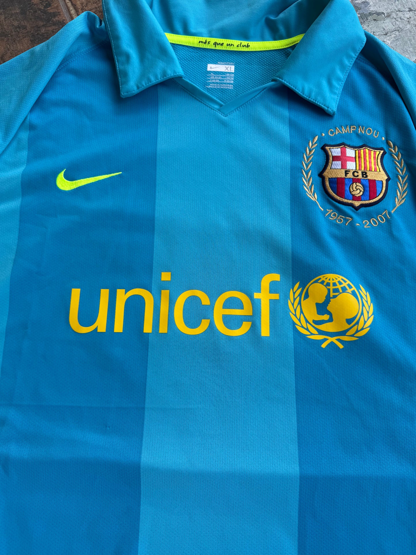 Nike Barcelona 2007/08 Away Soccer Jersey Ronaldinho XL